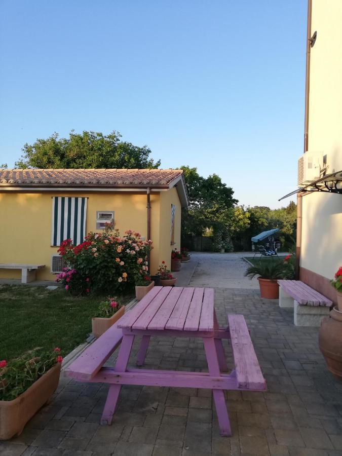 Ostra Vetere Casa Vacanze Angelica מראה חיצוני תמונה