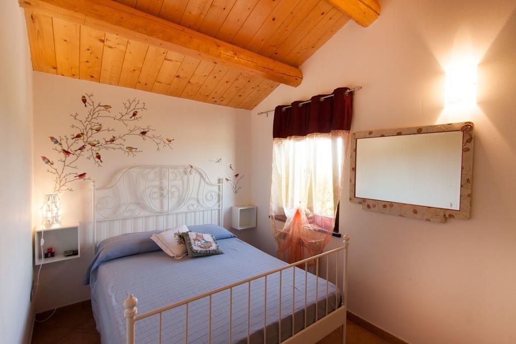 Ostra Vetere Casa Vacanze Angelica מראה חיצוני תמונה
